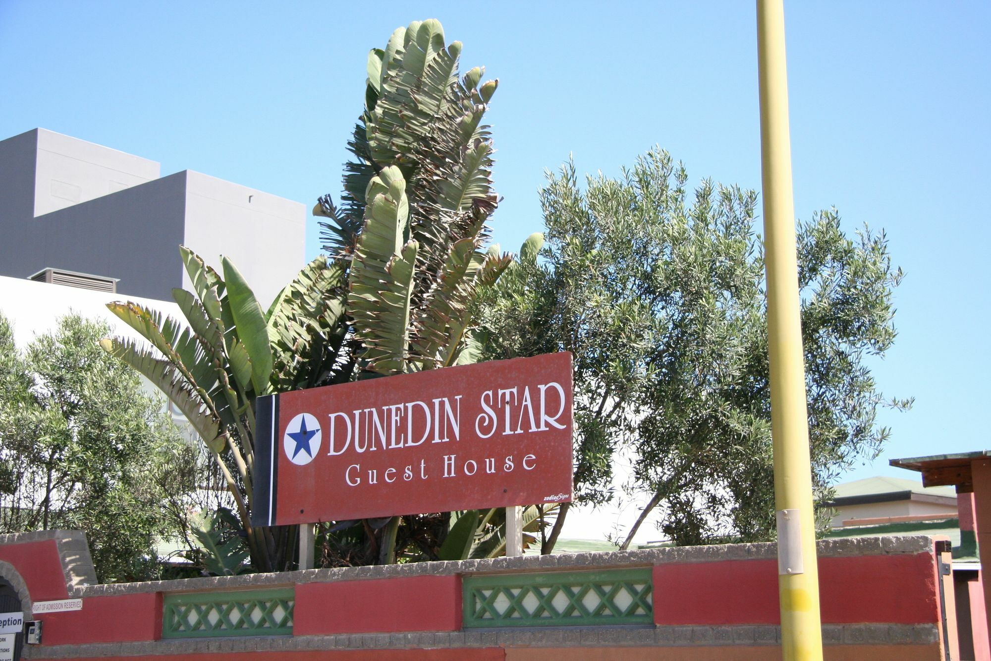 Dunedin Star Guesthouse Swakopmund Extérieur photo